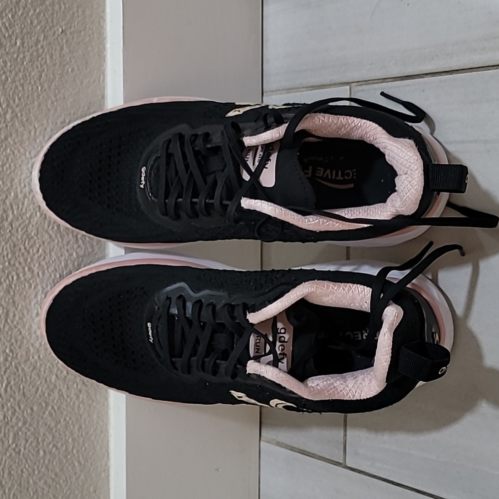 Gravity Defyer Women 10.5